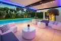 7-Schlafzimmer-Villa 587 m² Marbella, Spanien