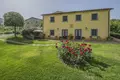 De inversiones 660 m² en Arezzo, Italia