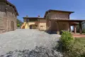 Commercial property 7 700 m² in Arezzo, Italy