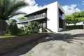 3 bedroom villa 319 m², All countries