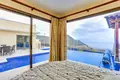 4 bedroom Villa 285 m² Adeje, Spain