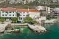 5 bedroom villa 490 m² Dobrota, Montenegro