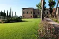 Villa 10 bedrooms 4 331 m² Siena, Italy
