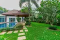 3-Schlafzimmer-Villa 300 m² Phuket, Thailand