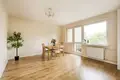 Mieszkanie 2 pokoi 47 m² Warszawa, Polska