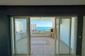 3 bedroom apartment 210 m² Mezitli, Turkey