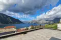 Penthouse 3 bedrooms 208 m² Dobrota, Montenegro