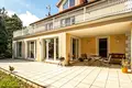 Villa de 7 dormitorios 425 m² Viena, Austria