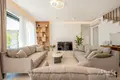 Вилла 4 спальни 250 м² Тиват, Черногория