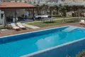 Mieszkanie 13 pokojów 370 m² Pano Lefkara, Cyprus