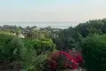 6 bedroom house 400 m² Artola, Spain