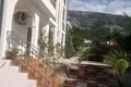 Casa 12 habitaciones 390 m² Sutomore, Montenegro