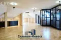 Cottage 582 m² Zhdanovichy, Belarus