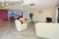 Villa de 5 habitaciones 298 m² Larnaca, Chipre