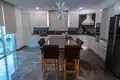 5 bedroom house 450 m² Oroklini, Cyprus