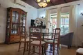 Дом 5 спален 180 м² Эстепона, Испания