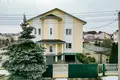 Cottage 372 m² Kalodziscanski sielski Saviet, Belarus