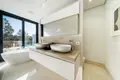 4-Schlafzimmer-Villa 538 m² Estepona, Spanien