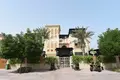 6-Zimmer-Villa 1 381 m² Ra’s al-Chaima, Vereinigte Arabische Emirate