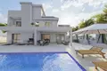 Villa de 4 dormitorios 286 m² Rojales, España