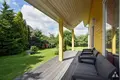 5 room house 221 m² Stopinu pagasts, Latvia