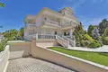 Villa 8 bedrooms 697 m² Peristase, Greece