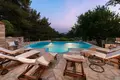 Villa de tres dormitorios 115 m² Bol, Croacia