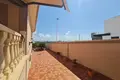 4 bedroom house 110 m² Torrevieja, Spain