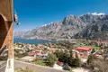 3 bedroom apartment 132 m² Skaljari, Montenegro