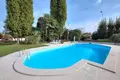 Dom 3 pokoi 600 m² Lombardia, Włochy