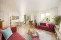 Mieszkanie 3 pokoi 94 m² Warszawa, Polska