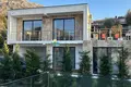 Villa de 4 dormitorios 180 m² Burtaisi, Montenegro