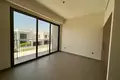 Villa de tres dormitorios 288 m² Dubái, Emiratos Árabes Unidos