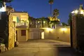 7-Schlafzimmer-Villa 1 592 m² Marbella, Spanien