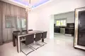 4 bedroom house 275 m² Agios Tychonas, Cyprus