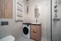 Mieszkanie 2 pokoi 43 m² w Łódź, Polska