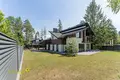 Casa de campo 251 m² Kalodziscanski selski Savet, Belarús