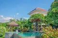 6-Schlafzimmer-Villa 573 m² Kaliasem, Indonesien