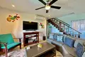 6 bedroom house 715 m² Roatan, Honduras