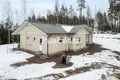 3 bedroom house 129 m² Maentsaelae, Finland