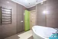 Mieszkanie 2 pokoi 79 m² Mińsk, Białoruś