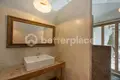 4-Schlafzimmer-Villa  Tibubeneng, Indonesien