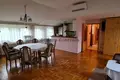 House 10 rooms 370 m² Budapest, Hungary