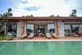 Willa 2 pokoi 368 m² Thai Mueang, Tajlandia
