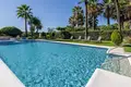 Дом 10 комнат  Estepona, Испания