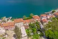 Haus 9 Zimmer 230 m² Prcanj, Montenegro