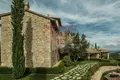 5 bedroom villa 1 100 m² Perugia, Italy