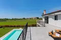 3 bedroom house 290 m² Brtonigla, Croatia