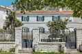 5 bedroom villa 490 m² Dobrota, Montenegro