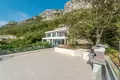 Villa de tres dormitorios 304 m² Budva, Montenegro